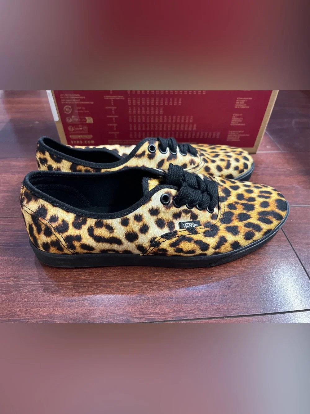 Womens 8.5 Vans Authentic Lowpro Leopard Print Low Top Shoe Sneaker New HALF BOX